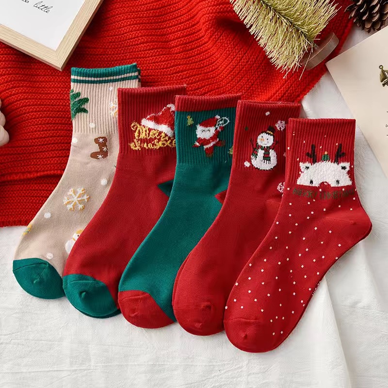 Christmas Stockings Children Tube Socks Autumn and Winter Red Birthday Year Couple Student Christmas Gift Stockings Wholesale