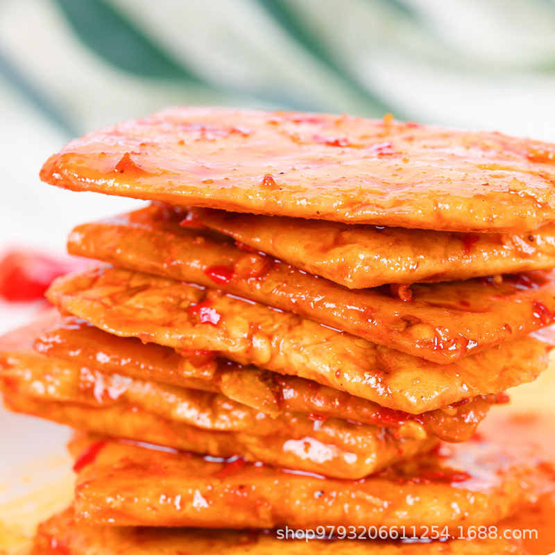 探巴陵石磨豆腐辣条香辣味豆干老豆腐怀旧小零食湖南特产一件代发