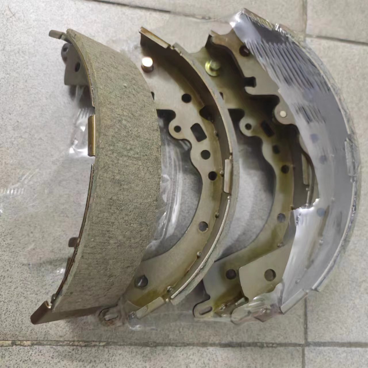 汽车配件制动蹄适用于crown :04495-43070-阿里巴巴