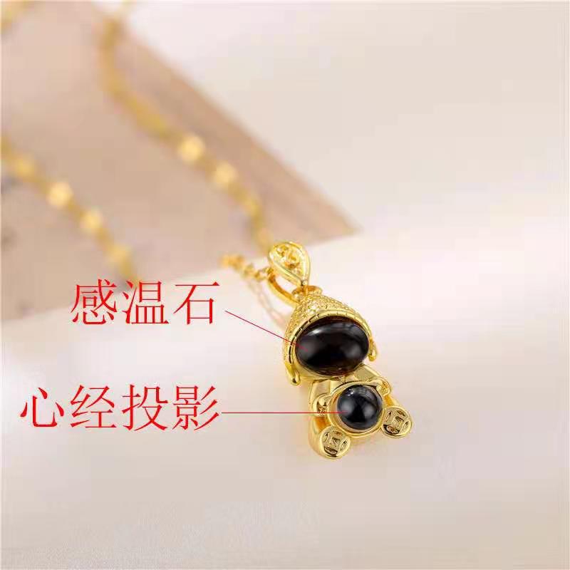 抖音爆款百搭网红饰品金色小沙弥投影项链个性萌佛平安吊坠饰品