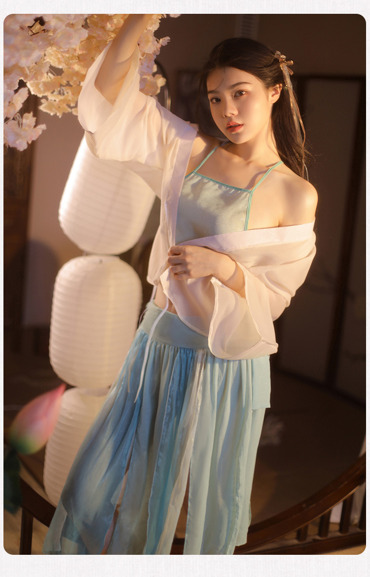 霏慕情趣内衣性感古风小家碧玉套装国潮风肚兜高开叉批发女7060