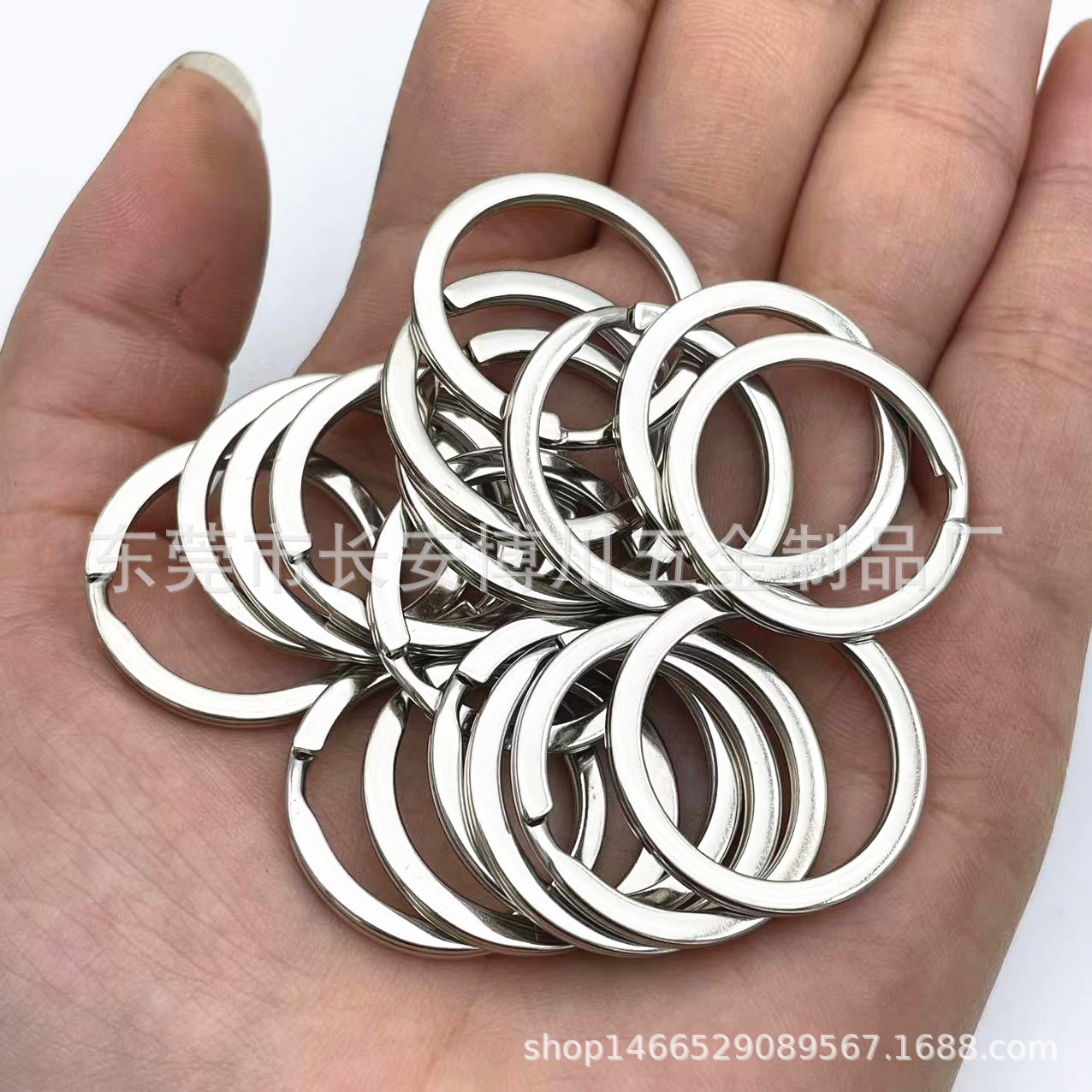 Dongguan Quality Spot Supply Metal Black Key Ring Ring Flat Ring Flat Ring with Chain Car Key Ring Accessories