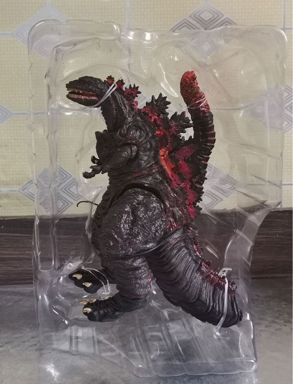 neca 哥斯拉 2016版 觉醒哥斯拉 红莲哥斯拉 7寸可动手办模型