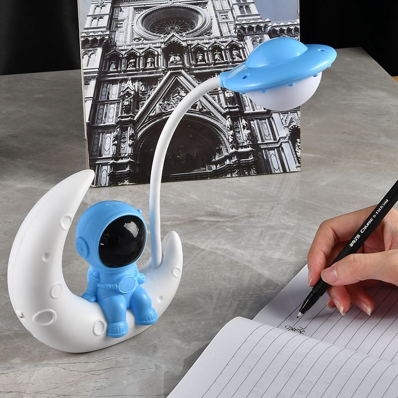 New Spaceman Charging Lamp Cartoon Moon Astronaut Led Small Night Lamp Student Desk Learning Table Lamp