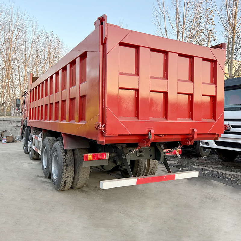 二手双桥自卸货车出口 前四后八渣土运输车 375马力翻斗垃圾车