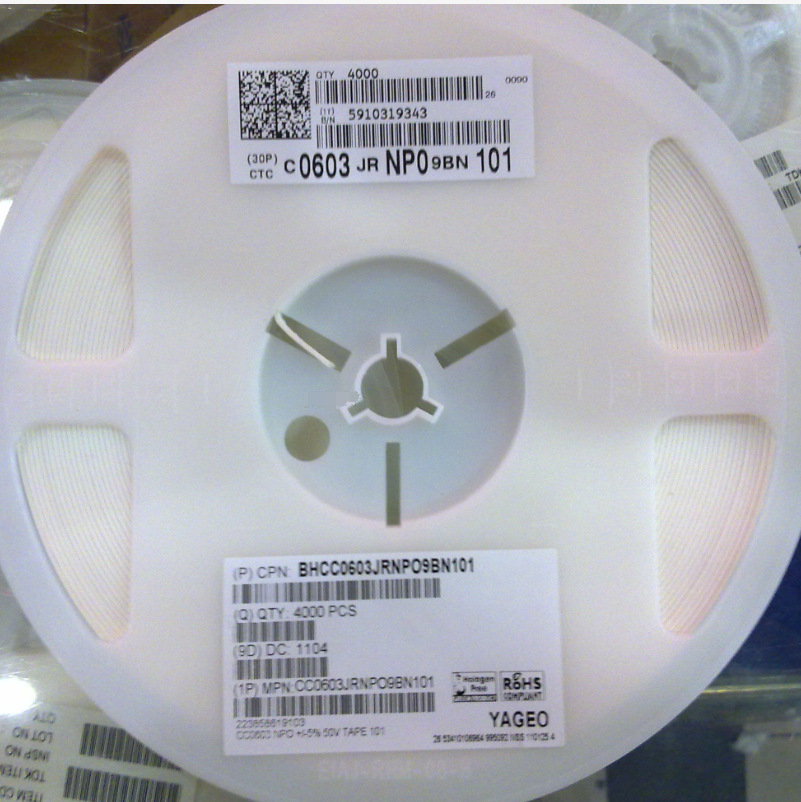 gcm1555c1h330ja16d 0402 33pf 50v cog 5%murata/村田贴片电容