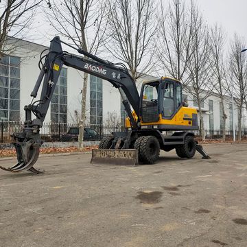 m06 )发动机功率( kw )最大挖掘深度( mm )回转速度( rpm )