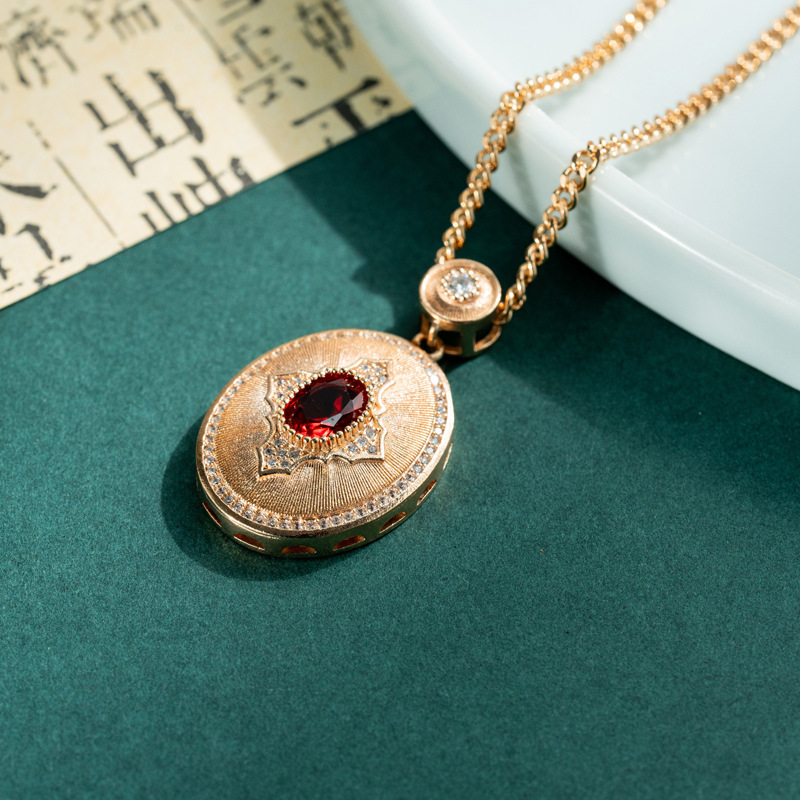欧美气质高贵复古风法拉丝工艺银镶仿石榴石红色吊坠项链送妈妈