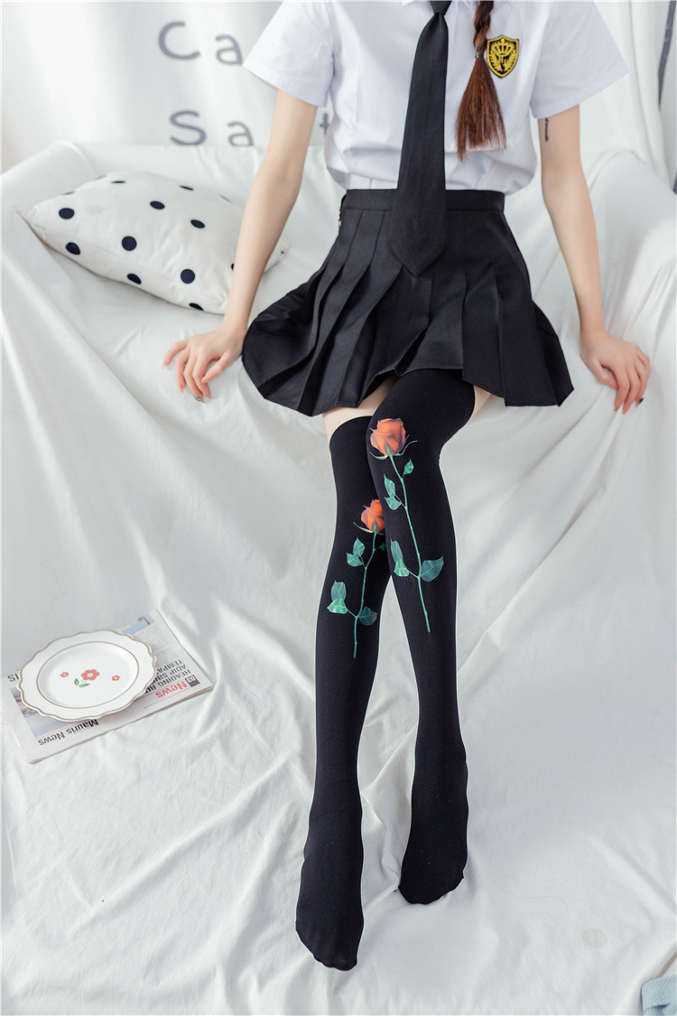 天鹅绒过膝袜大腿袜黑白丝袜烫金胶印lolita长筒jk学生微透女 cos
