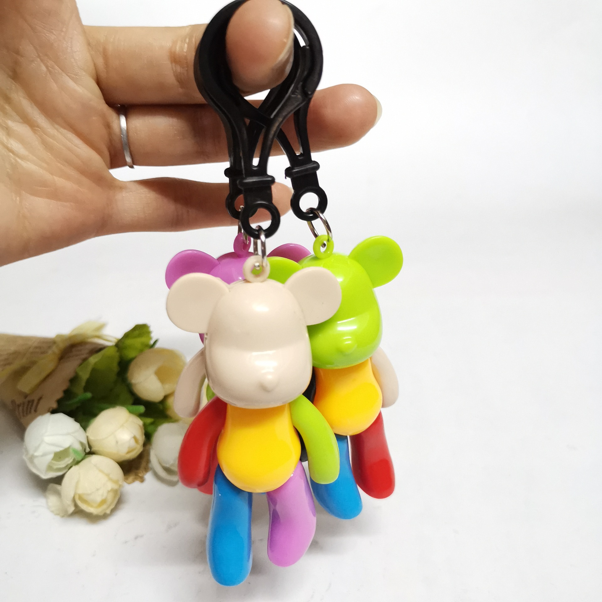 彩虹熊塑料空心小熊促销礼品手偶跨境卡通公仔挂件扭蛋玩具-阿里巴巴