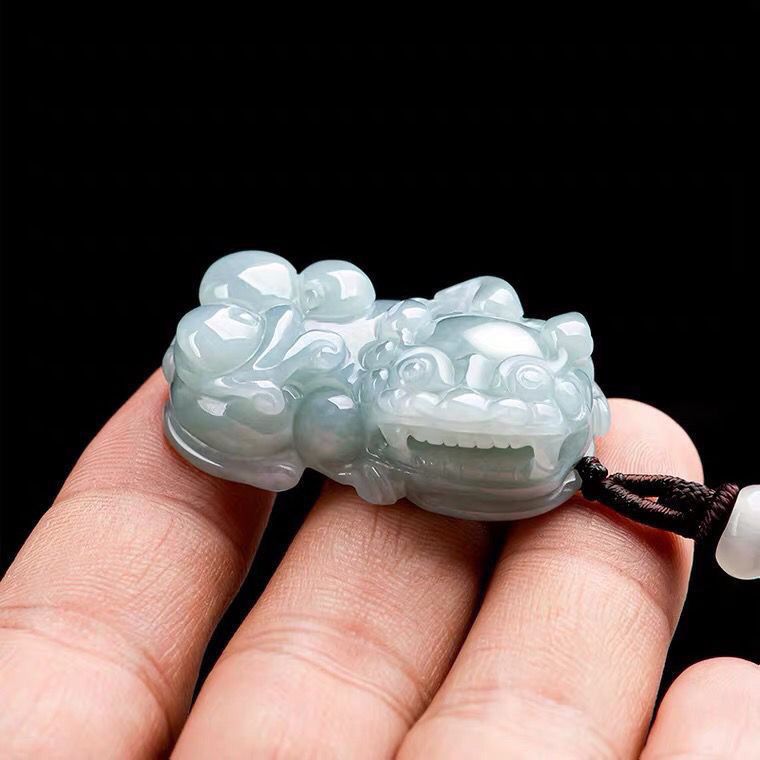正品天然缅甸翡翠a货霸王貔貅情侣款招财才转运吊坠玉坠挂件-阿里巴巴