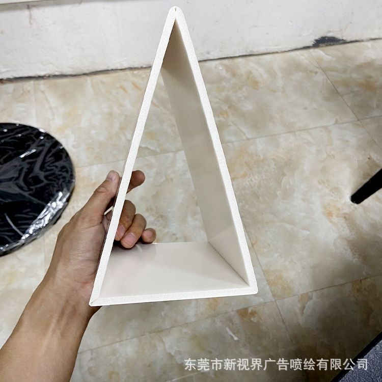 喷绘写真kt板三角台卡高清防水三角立牌会议用双面展示三角桌牌