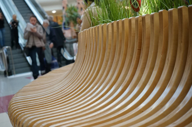 户外公共艺术休闲座椅 步行街商场入口室外公园弧形排队等候椅子