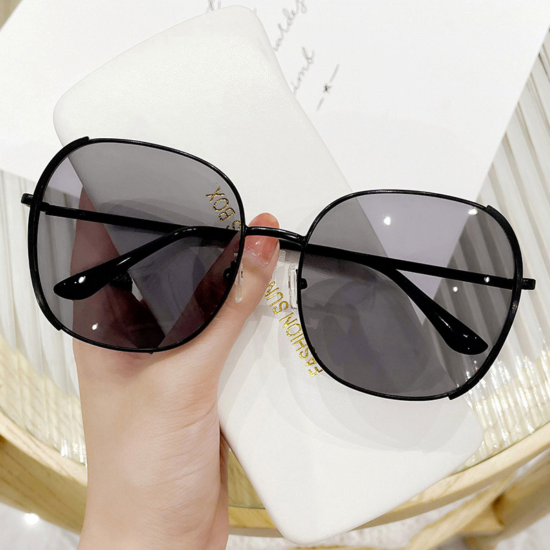 2024 New Internet-Famous Sunglasses Men's and Women's Korean-Style Square Oval Sunglasses Personality Uv Protection Glasses 8011