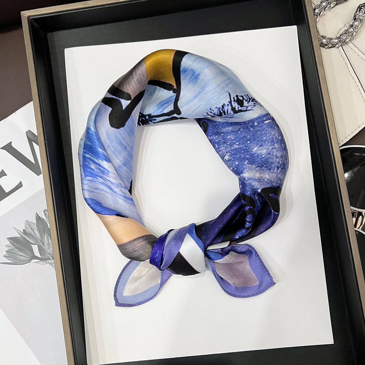 气质紫色真丝丝巾女2024新款小方巾100%桑蚕丝春秋韩国领巾护颈椎