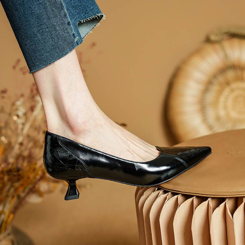 法式优雅小猫跟牛皮中跟单鞋春秋新款时尚尖头浅口工作鞋上班女鞋