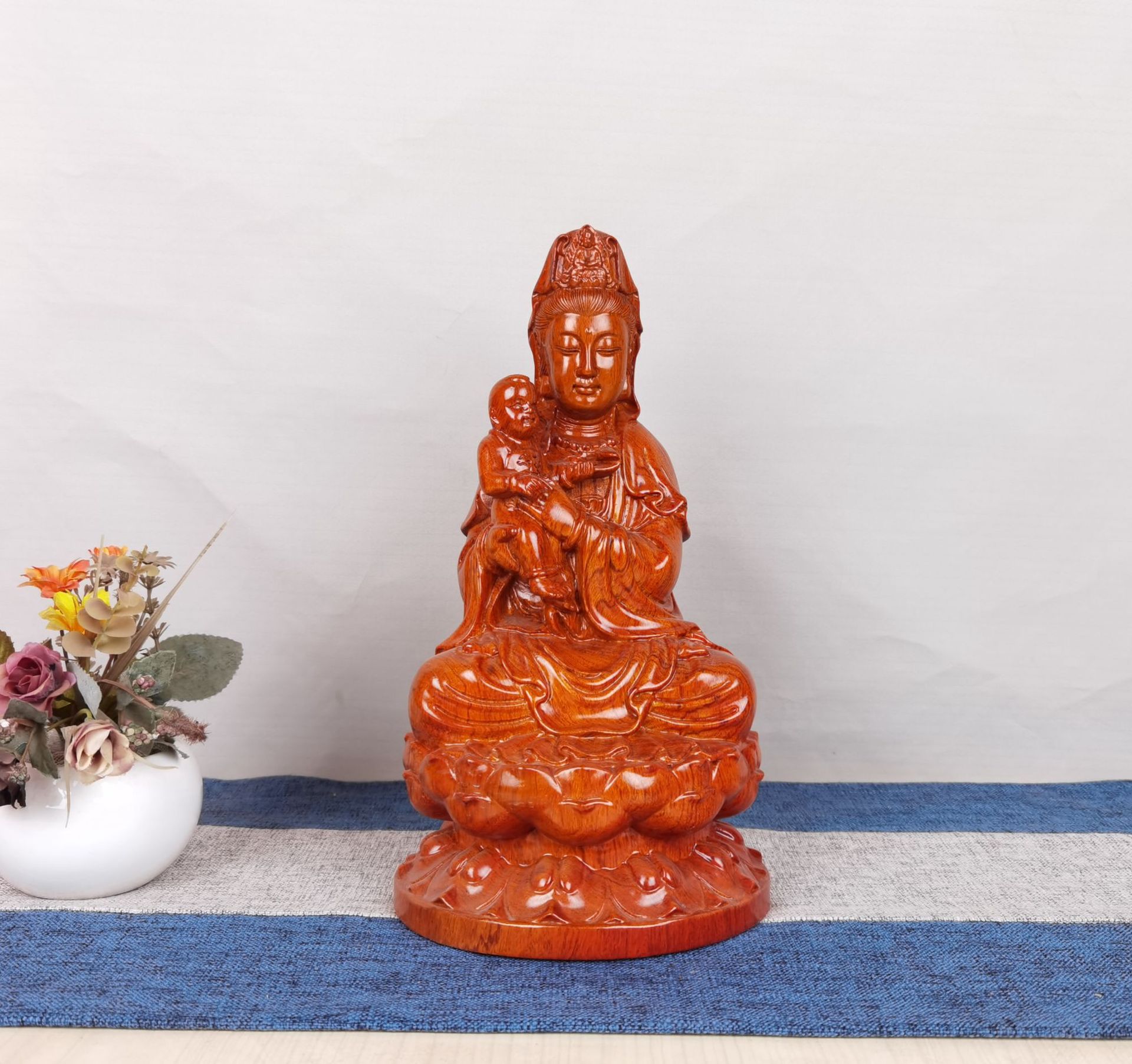 花梨实木抱孩子的观音菩萨佛像居家供奉摆件木质工艺礼品家用摆设