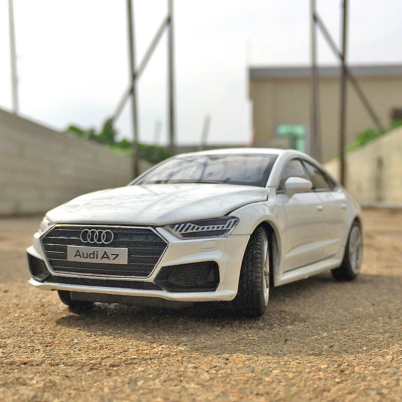 jk823562仿真奥迪a7合金模型摆件金属轿跑汽车转向避震玩具车1:32