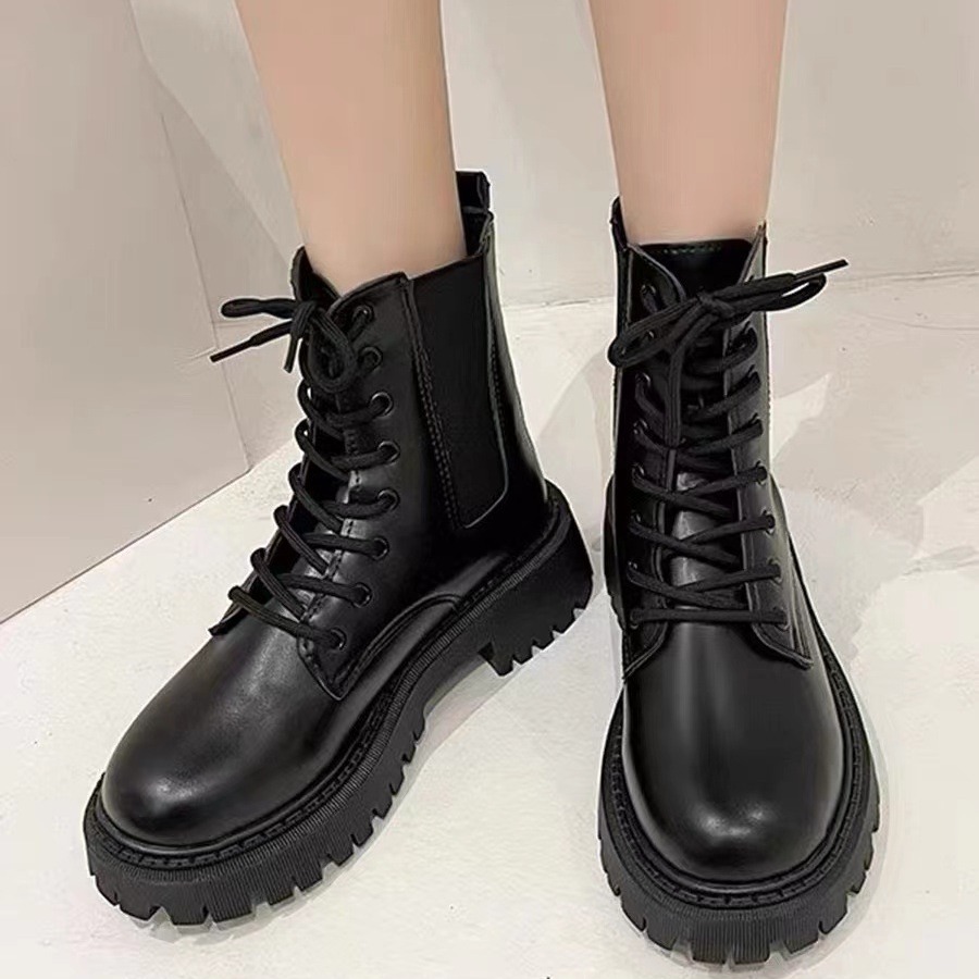 秋冬厚底马丁靴女2024新款时尚英伦风前细带复古短筒瘦瘦靴机车靴