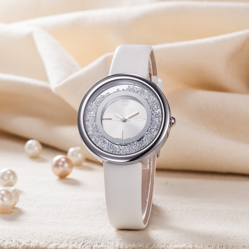 小额批发小天鹅 swaro皮带水晶碎钻石英手表 女士时尚甜美清新