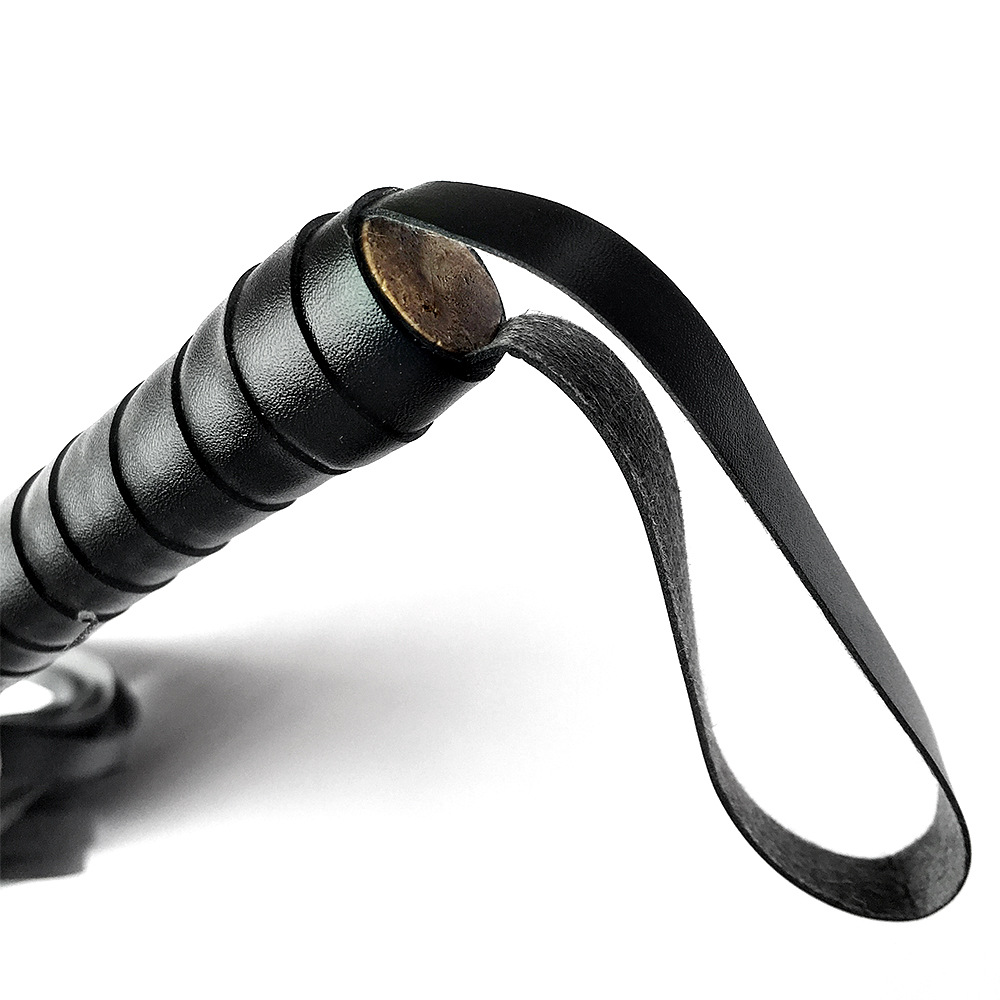 成人情趣小皮鞭打彩色皮鞭子pu皮革鞭子sp女奴女王调教道具性用具