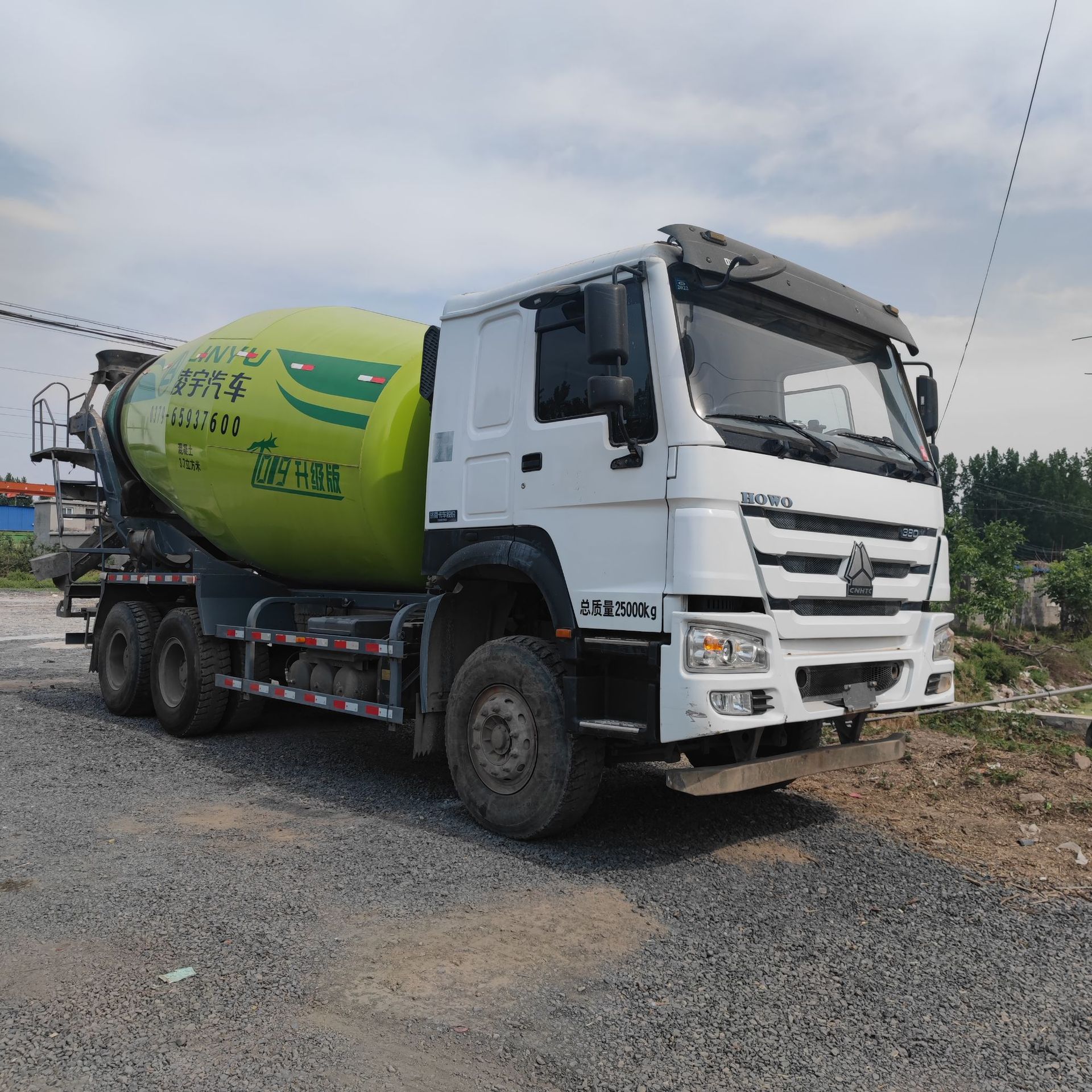 二手搅拌车 10方 12方混凝土罐车 八成新水泥运输车