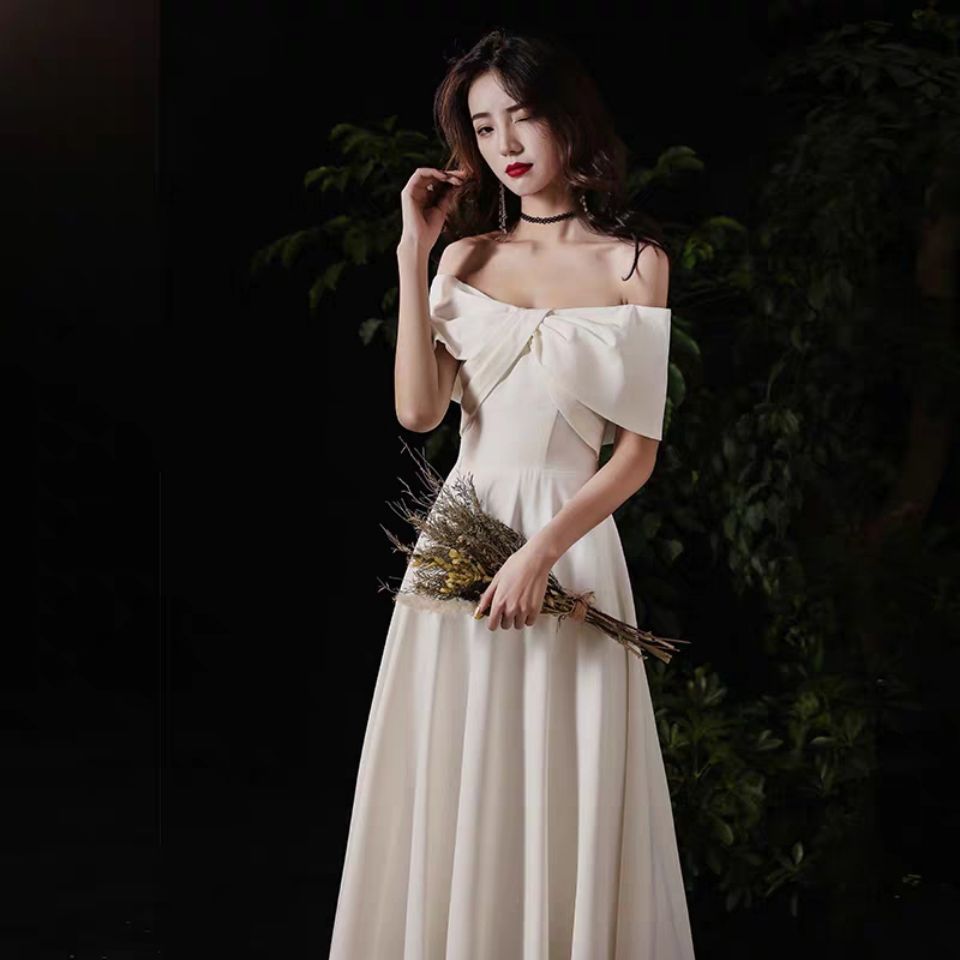 白色晚礼服女2020新款宴会一字肩气质长款高端大气连衣裙简单大方