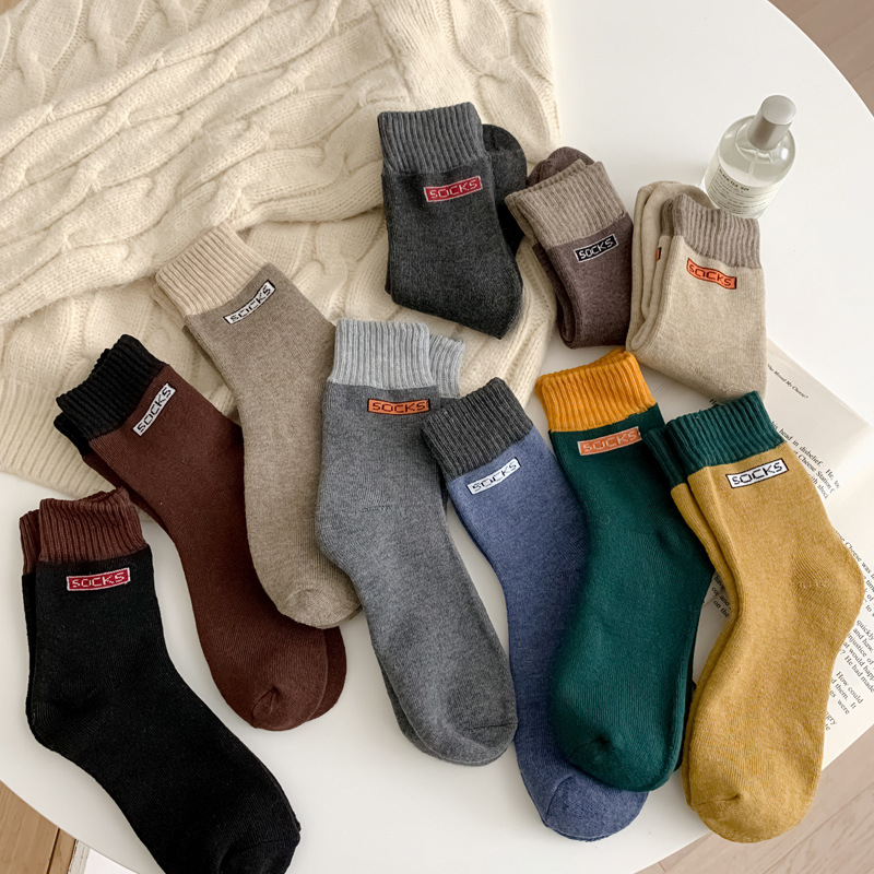Winter Socks Letters Extra Thick Fluffy Loop Tube Socks Japanese Style Thermal Deodorant and Sweat-Absorbing Ins Socks Factory Wholesale