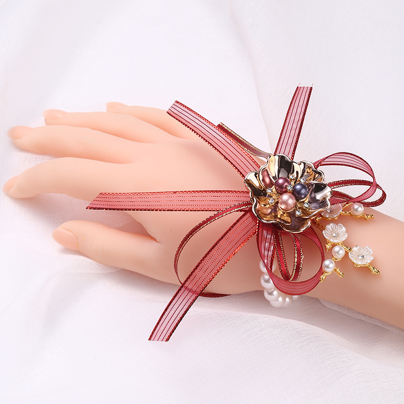 Wedding Supplies Bridesmaid and Sister Unity Wedding Wrist Flower Wholesale Bride and Bridesmaid Sister Mori Style Dancing Handed Flower Bracelet