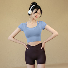 气质新款瑜伽服短袖透气假两件含胸垫紧身美背运动健身服上衣百搭
