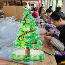 厂家货源神奇魔法圣诞树开花纸树创意桌面减压礼品玩具水晶结晶树