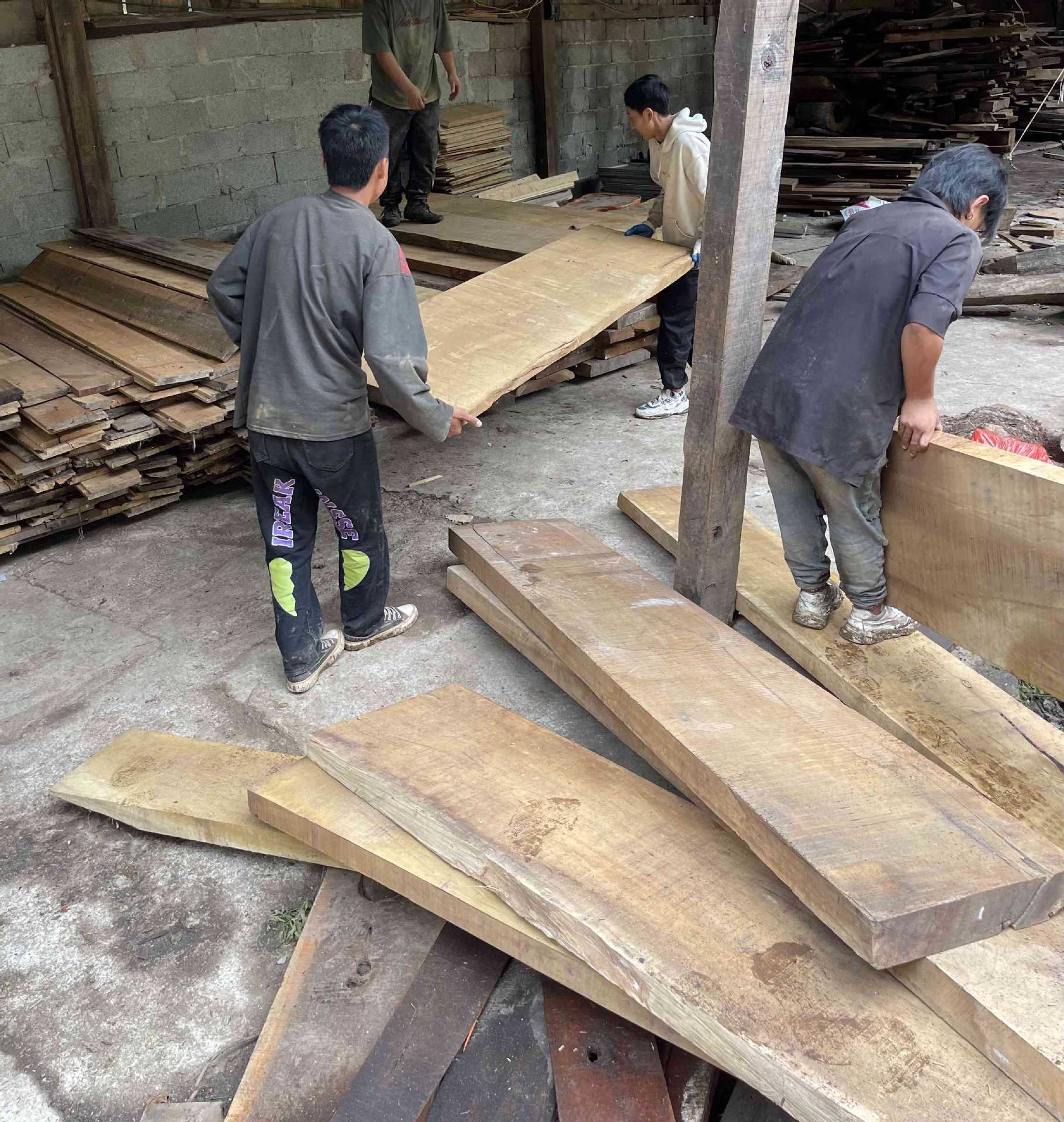 金丝楠木家具面板原料拆房料波纹板材干料工艺品原料锯材大板