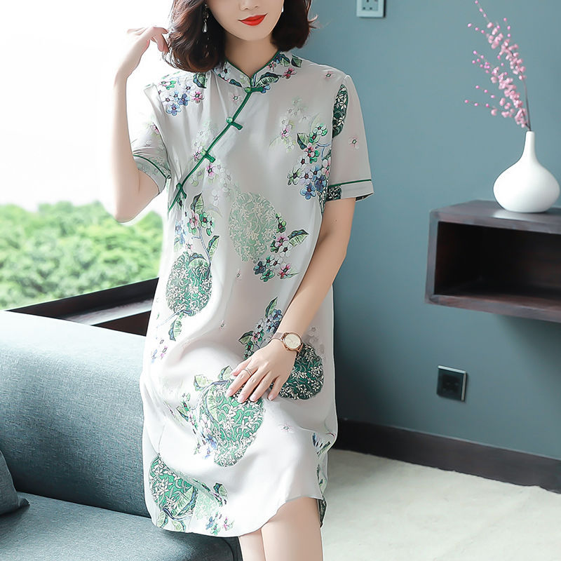 夏季青花瓷花色改良版旗袍连衣裙女2021年新款夏天妈妈装时尚裙子