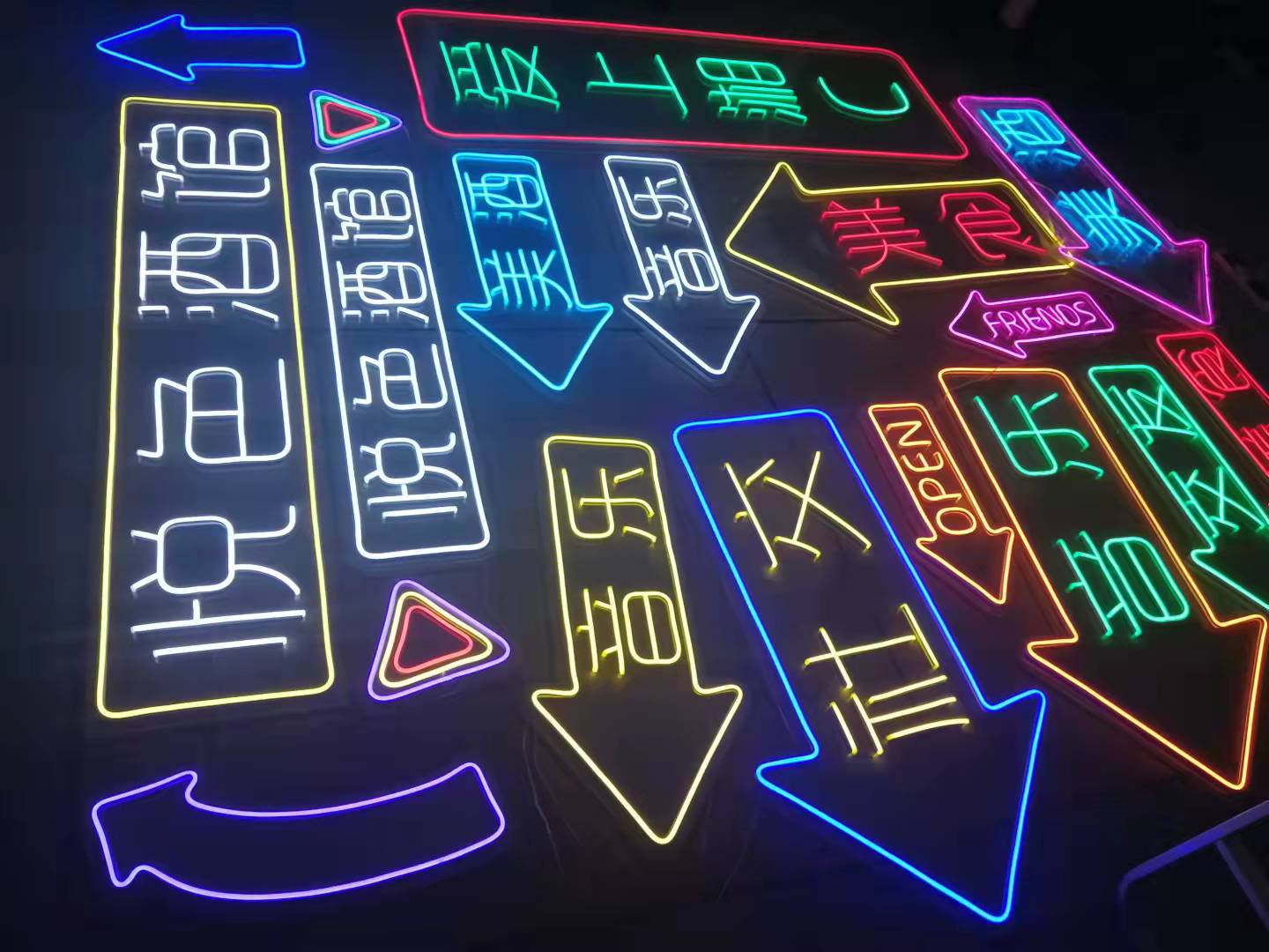 霓虹灯led造型字母灯外贸跨境英文霓虹灯硅胶柔性背景墙装饰灯牌