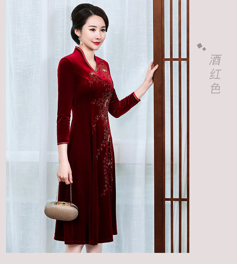 婚礼妈妈装礼服高贵2021新款钉珠中年女装喜庆喜婆婆婚宴连衣裙女