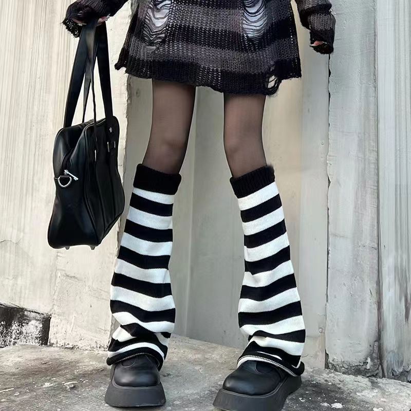 JK Japanese Harajuku Hot Girl Dark Bunching Socks Striped Retro Foot Sock Knitted Contrast Color Loose Flared Striped Foot Sock