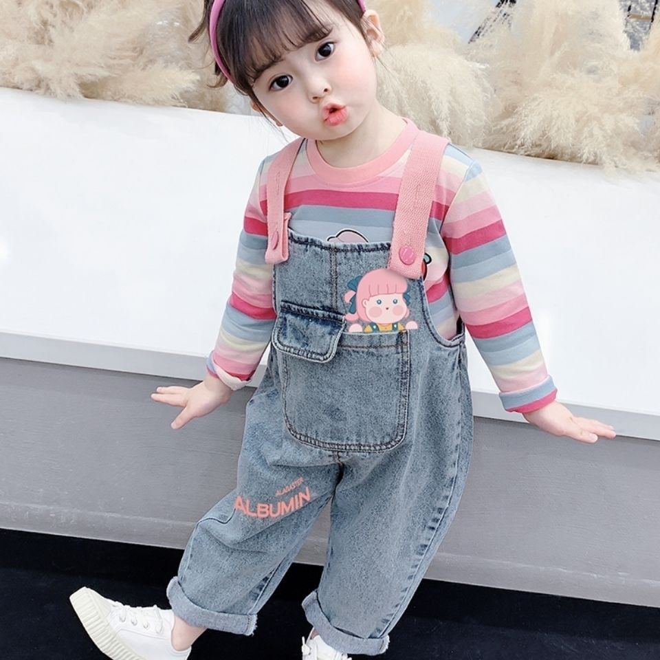女童春季牛仔背带裤2021新款韩版洋气韩版儿童宝宝牛仔背带裤春装