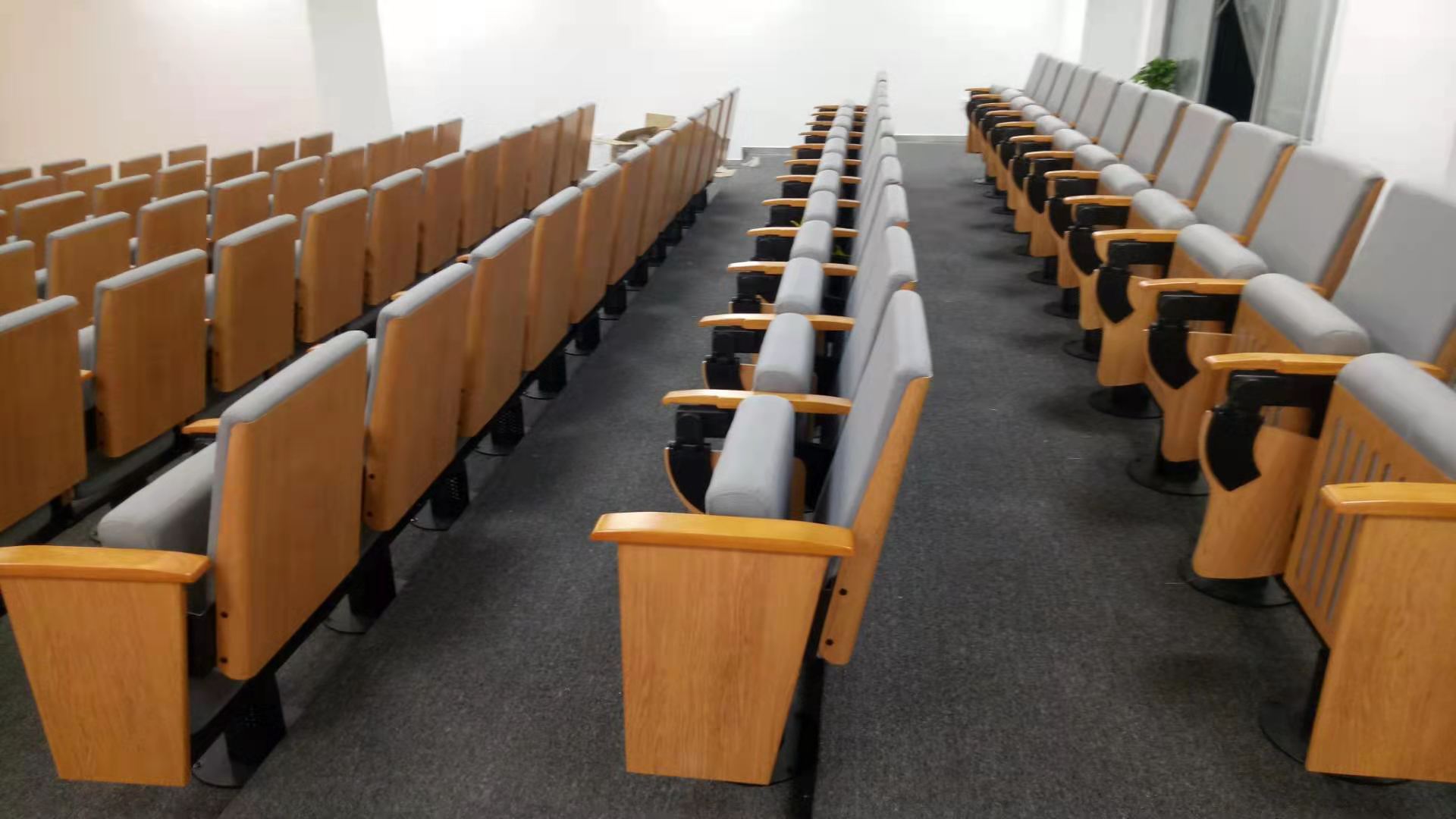 独立脚款礼堂椅学校座椅报告厅独立脚排椅