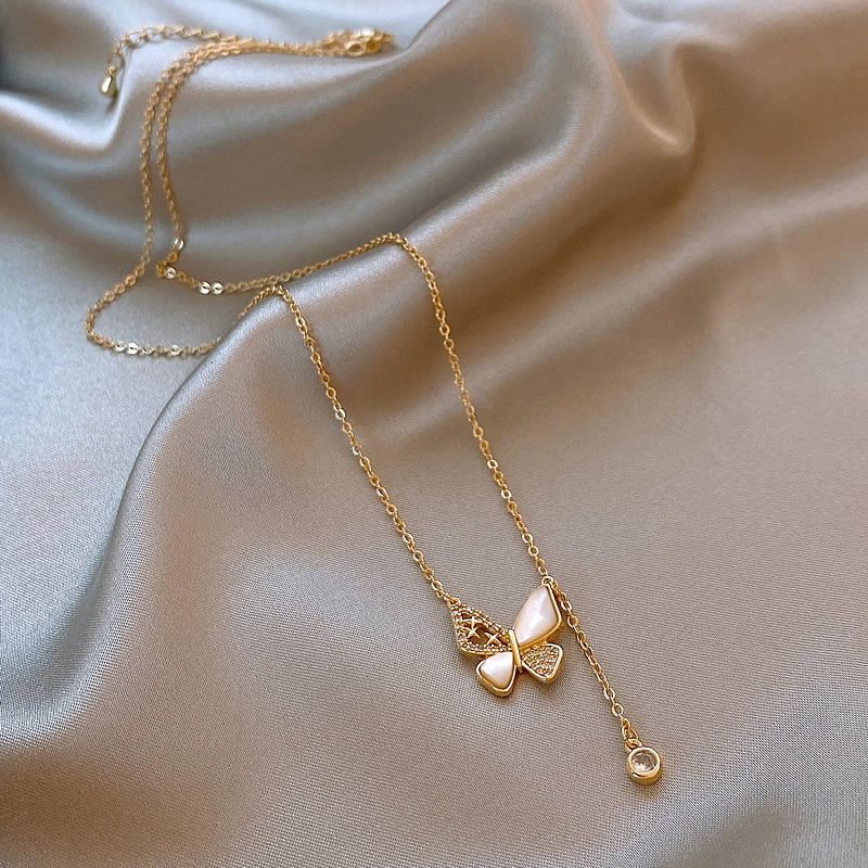 French Retro Square Fritillary Camellia Butterfly Pearl Necklace Elegant Clavicle Chain Light Luxury High-Grade Necklace for Women