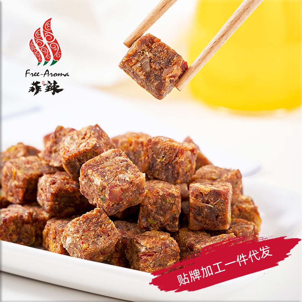 散装牛肉粒多味原切麻辣五香牛肉丁糖果包川味儿童休闲零食110g罐