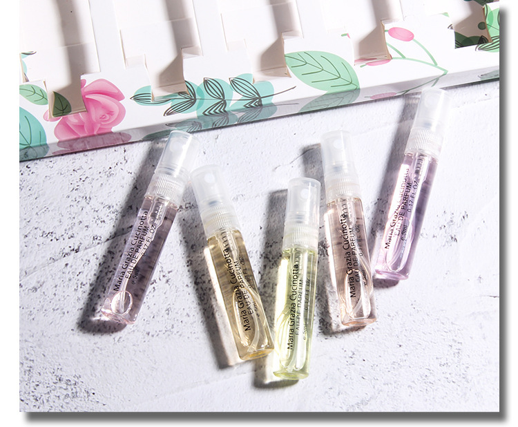 古欣娜塔品牌女士香水礼盒套装清新持久淡香水小样试用装5ml学生