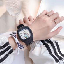 电商ins可爱硅胶爆款手表潮流款夜光运动学生方形表带高颜值手表