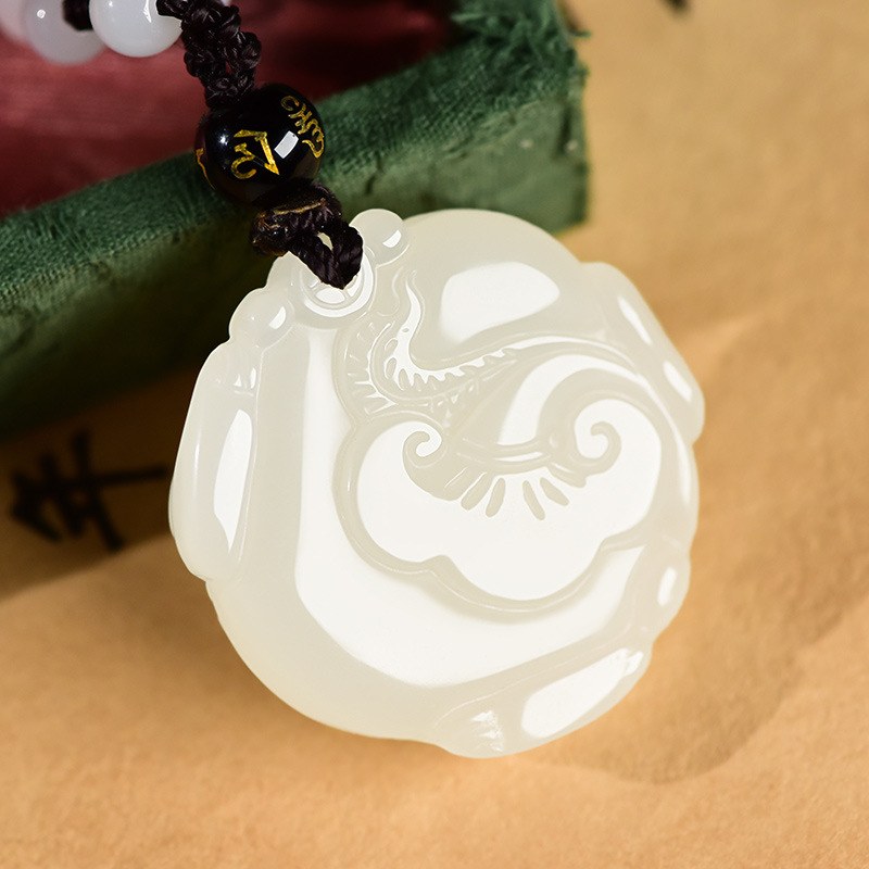 天然和田玉貔貅玉吊坠男双面雕有求必应玉石吊坠白玉招财皮丘吊坠
