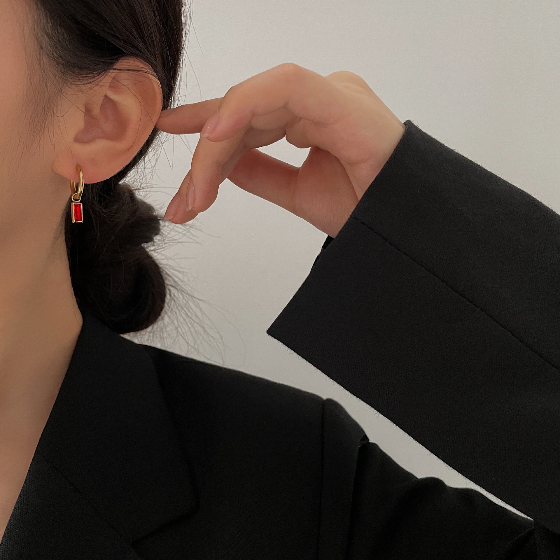 Emerald Zircon Earrings Rectangular Pendant Titanium Steel Ear Ring 14K Gold Simple Pendant Earrings Female Live Wholesale