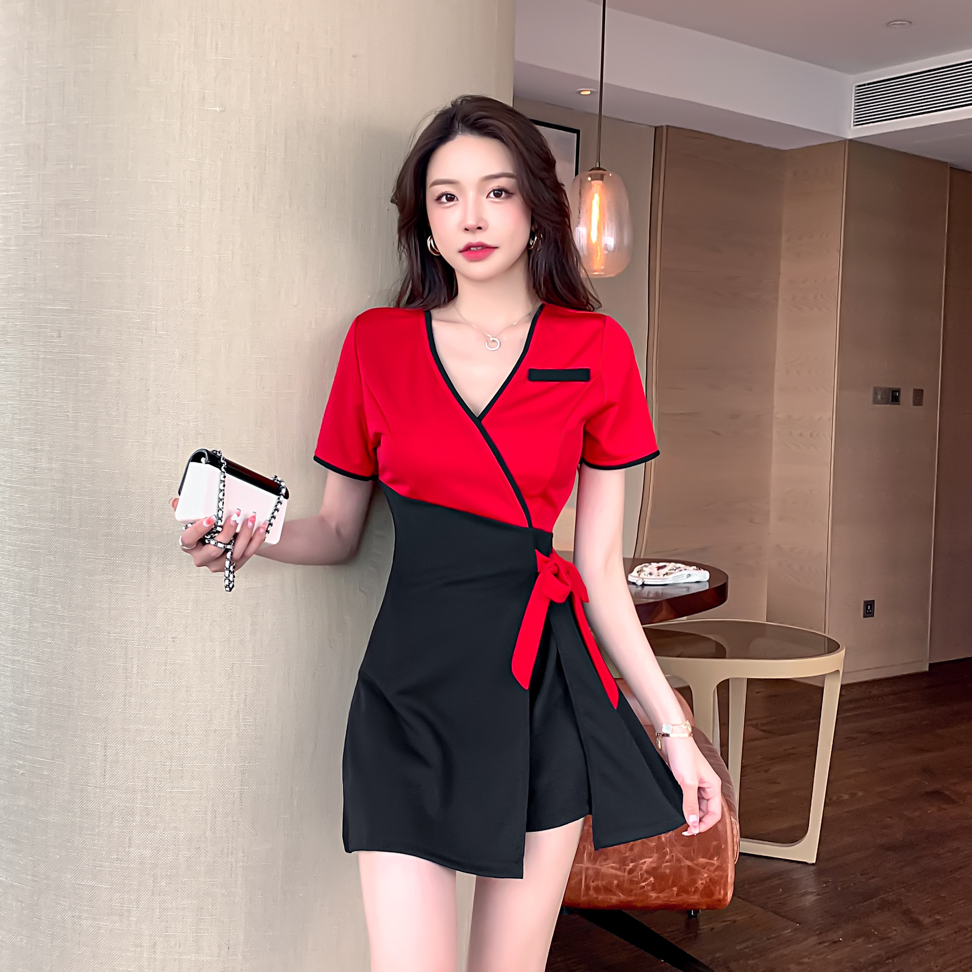 8586足浴技师工作服气质套装职业装不规则短裤两件套装撞色连衣裙