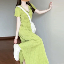 5法式气质设计感绿色连衣裙女2024夏季新款短袖中长款显身材裙子