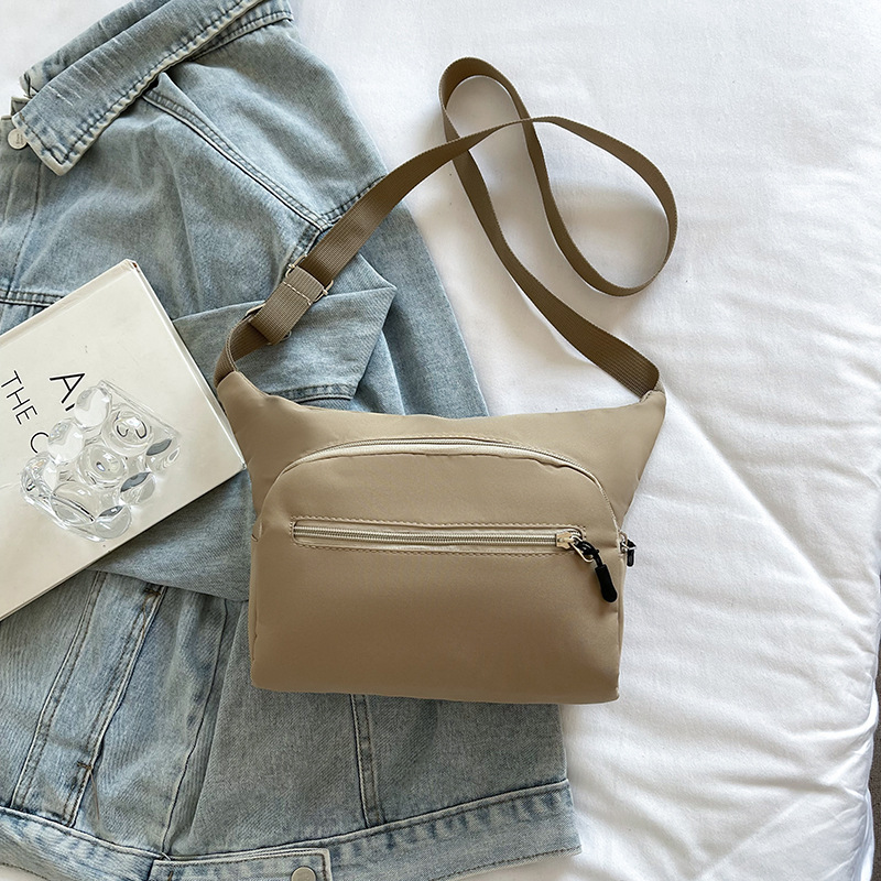 新款工装通勤单肩斜挎包女大容量多功能骑行包男女同款休闲小挎包