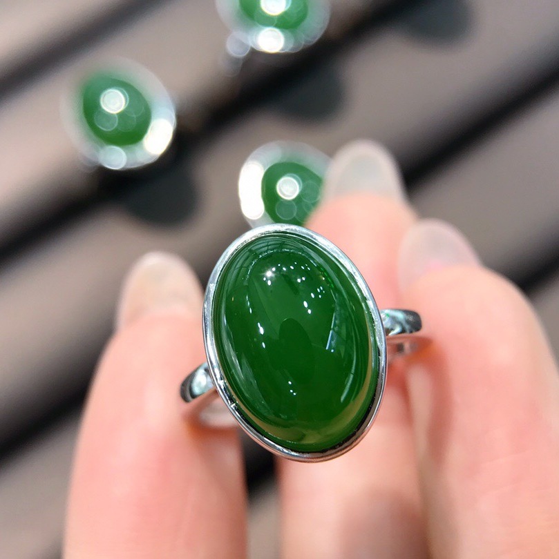 和田碧玉戒指面