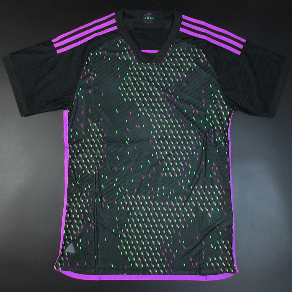 2324赛季拜仁客场黑色足球服球员版10号萨内25穆勒13舒波莫廷球衣