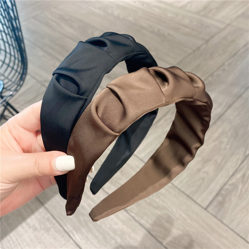 Korean Style Simple New Pleated Fabric Wide Brim Hair Pressing Headband Outdoor All-Matching Headband Hairpin Sweet Temperament Girl